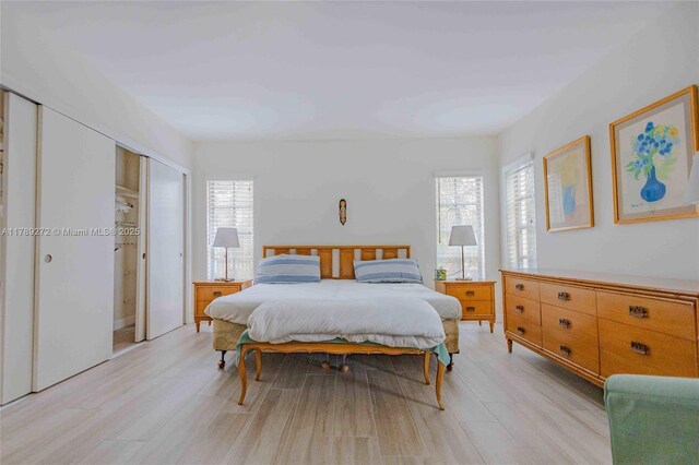 2751 N Palm Aire Dr Unit 310, Pompano Beach, FL 33069 - bedroom featuring light wood finished floors and a closet