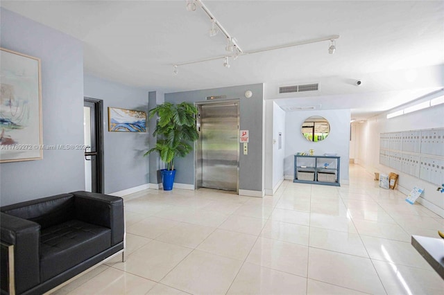 2751 N Palm Aire Dr Unit 310, Pompano Beach, FL 33069 - view of common area