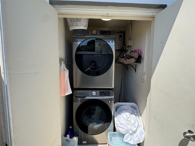 729 E 23rd St, Hialeah, FL 33013 - washroom with laundry area and stacked washer and clothes dryer