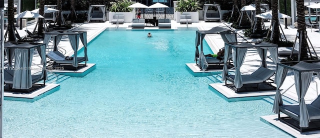 851 NE 1st Ave Unit 2604, Miami, FL 33132 - view of community pool
