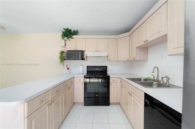 720 7th Ln, Green Acres, FL 33463 - kitchen featuring a sink, light brown cabinets, a peninsula, under cabinet range hood, and black appliances