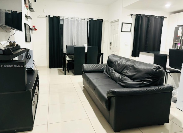 25836 SW 139th Path, Homestead, FL 33032 - living area with light tile patterned floors