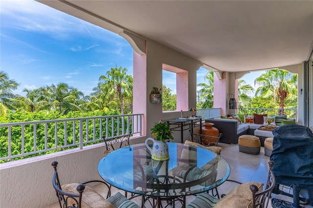 727 Crandon Blvd Unit 401, Key Biscayne, FL 33149 - balcony with an outdoor living space and outdoor dining space