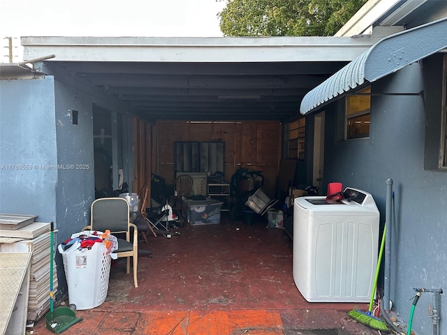 exterior space featuring washer / clothes dryer