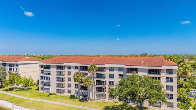 2767 S Carambola Cir S Unit 506, Coconut Creek, FL 33066 - view of apartment building / complex