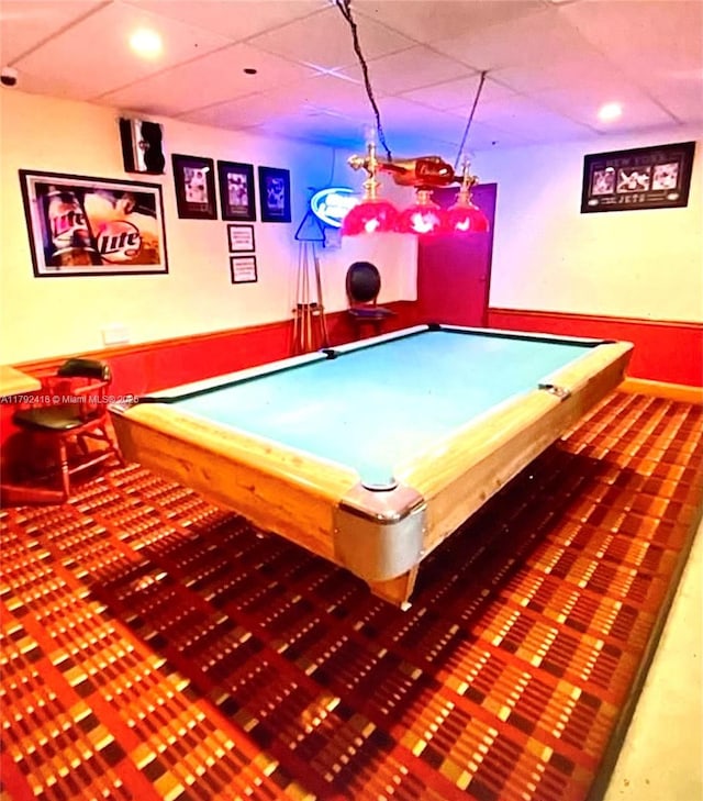 recreation room with pool table