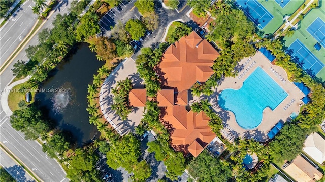 bird's eye view featuring a water view