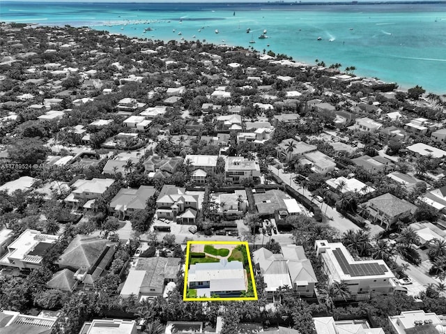 255 Ridgewood Rd, Key Biscayne, FL 33149 - aerial perspective of suburban area with a large body of water and property boundaries highlighted