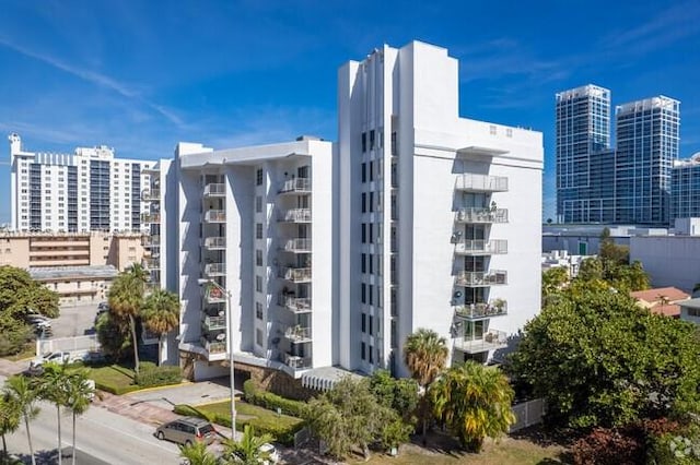 6801 Indian Creek Dr Unit 405, Miami Beach, FL 33141 - photo 3