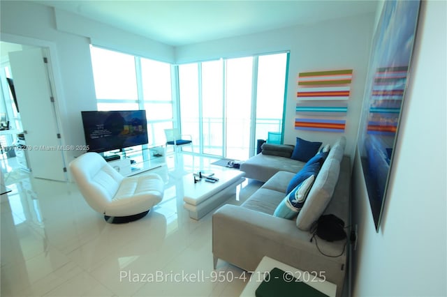 950 Brickell Bay Dr Unit 4710, Miami, FL 33131 - view of tiled living area