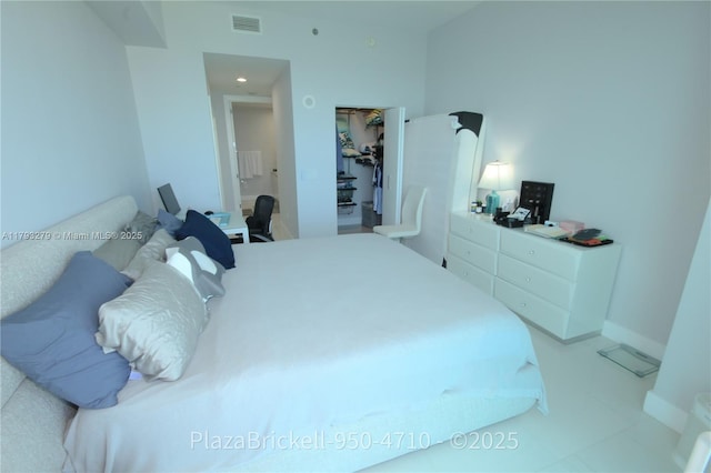 950 Brickell Bay Dr Unit 4710, Miami, FL 33131 - bedroom featuring visible vents