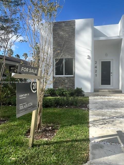 2421 NW 23rd Ln, Fort Lauderdale, FL 33311 - photo 1