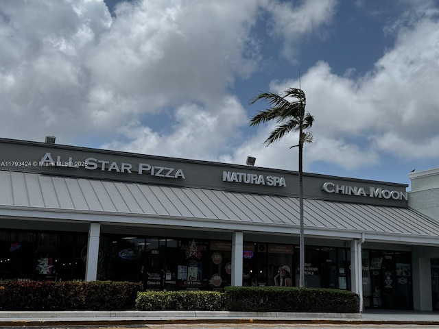 856 NW 47th St Unit 856, Deerfield Beach, FL 33064 - view of building exterior