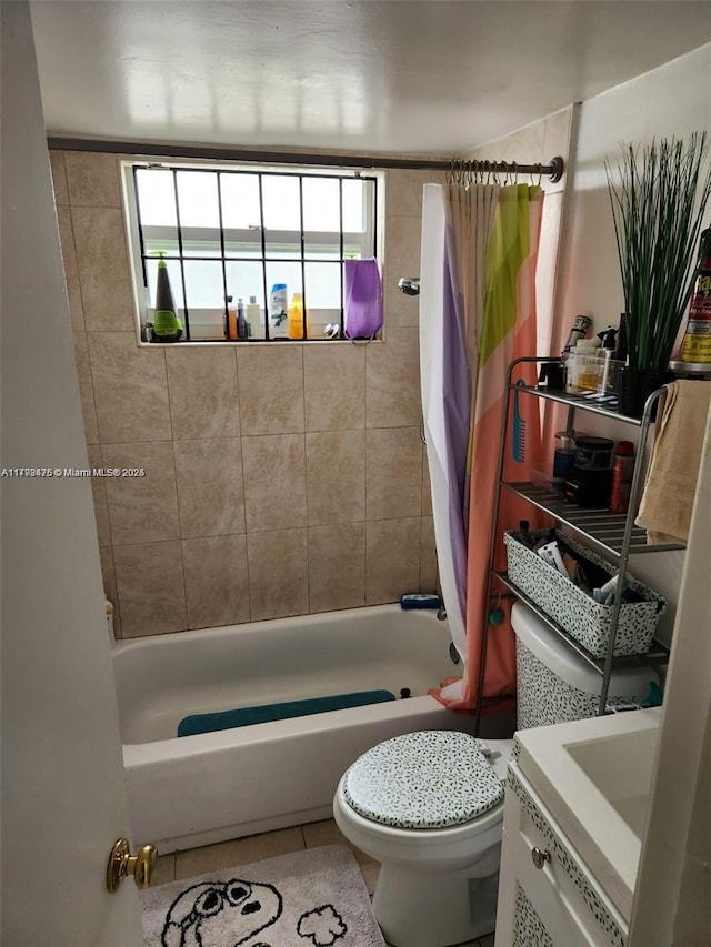 bathroom with plenty of natural light, shower / bathtub combination with curtain, tile patterned flooring, and toilet