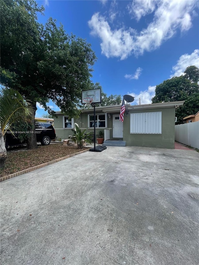 2144 NW 85th St, Miami, FL 33147 - view of front facade with fence