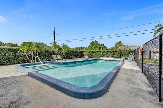 pool with fence