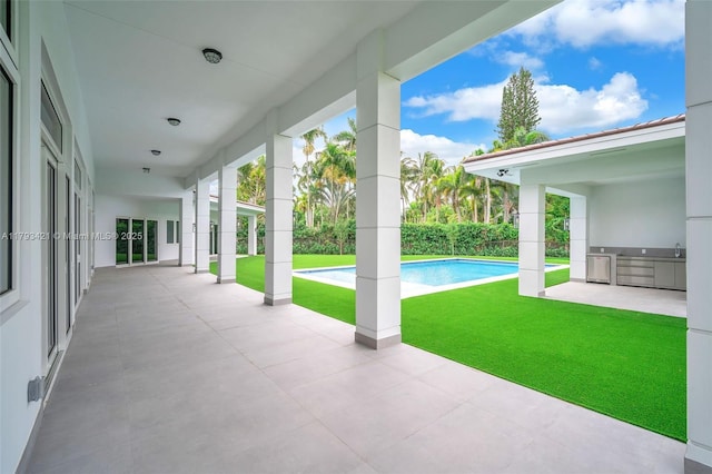 7900 SW 70th St, Miami, FL 33143 - view of patio / terrace