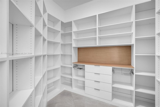 7900 SW 70th St, Miami, FL 33143 - view of walk in closet