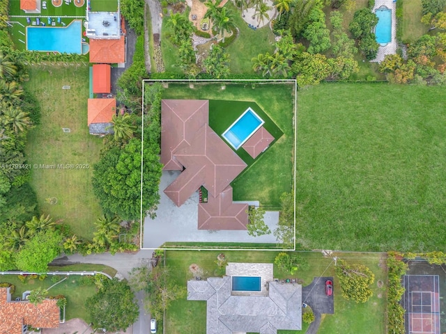 7900 SW 70th St, Miami, FL 33143 - drone / aerial view of a pool area