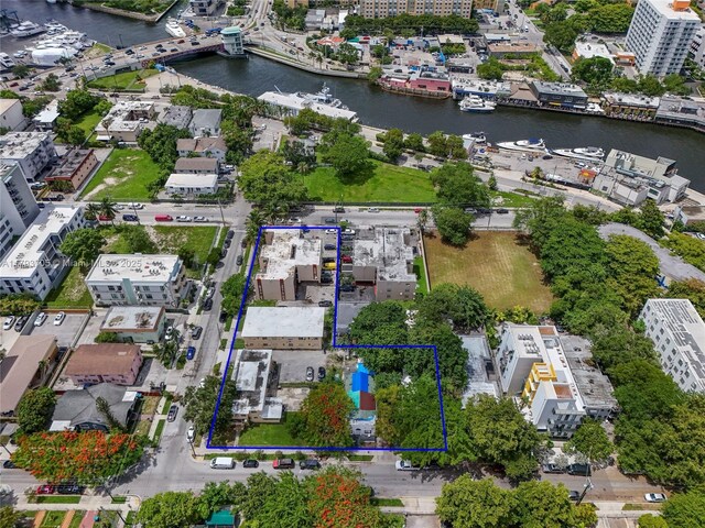 690 NW 3rd St, Miami, FL 33128