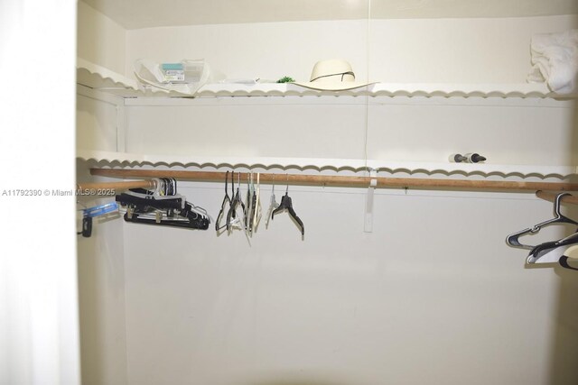 4701 NW 43rd Ave, Tamarac, FL 33319 - view of walk in closet