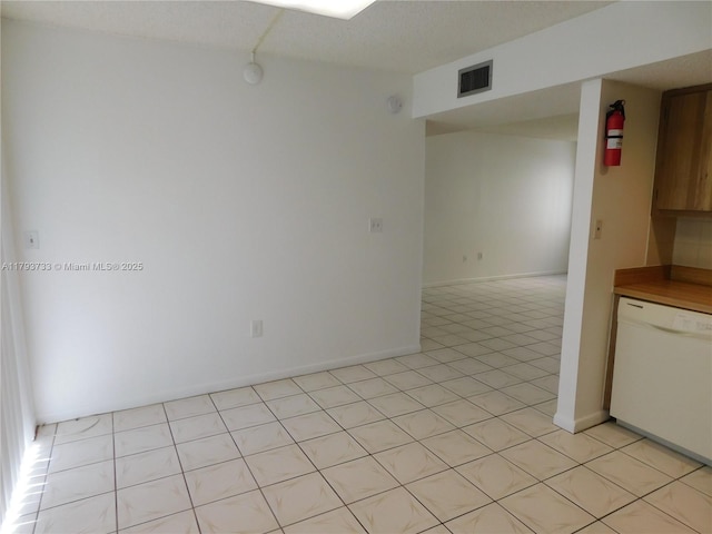 8005 SW 107th Ave Unit 118, Miami, FL 33173 - unfurnished room featuring visible vents, baseboards, and light tile patterned floors