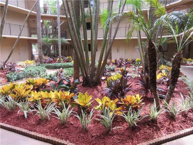 8005 SW 107th Ave Unit 118, Miami, FL 33173 - view of yard