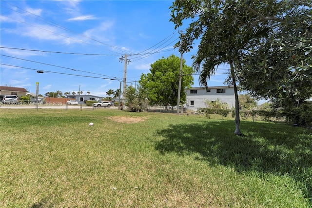 view of yard featuring fence