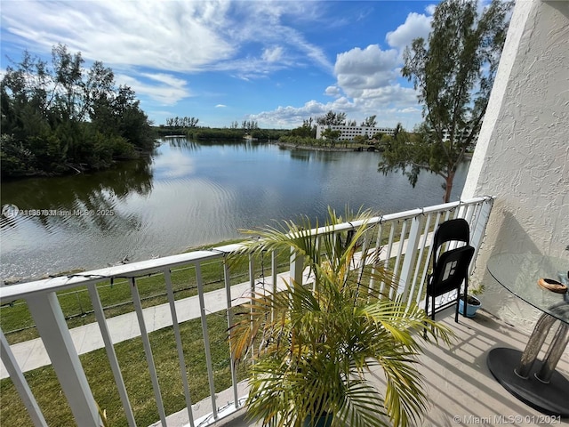 8240 SW 210th St Unit 214, Cutler Bay, FL 33189 - balcony featuring a water view