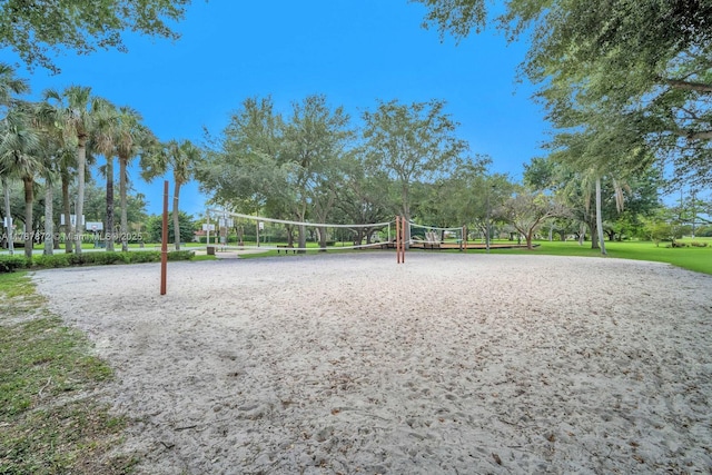 2724 Cayenne Ave, Cooper City, FL 33026 - surrounding community featuring volleyball court