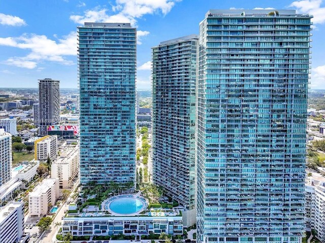 650 NE 32nd St Unit 1004, Miami, FL 33137 - property's view of city