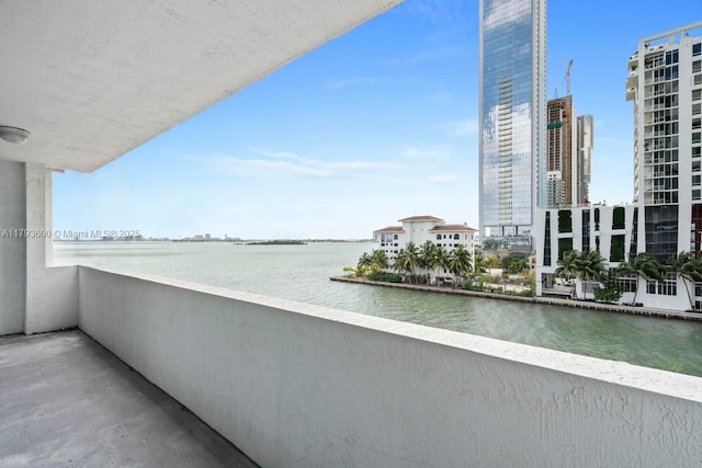 500 NE 29th St Unit 606, Miami, FL 33137 - balcony featuring a water view and a view of city