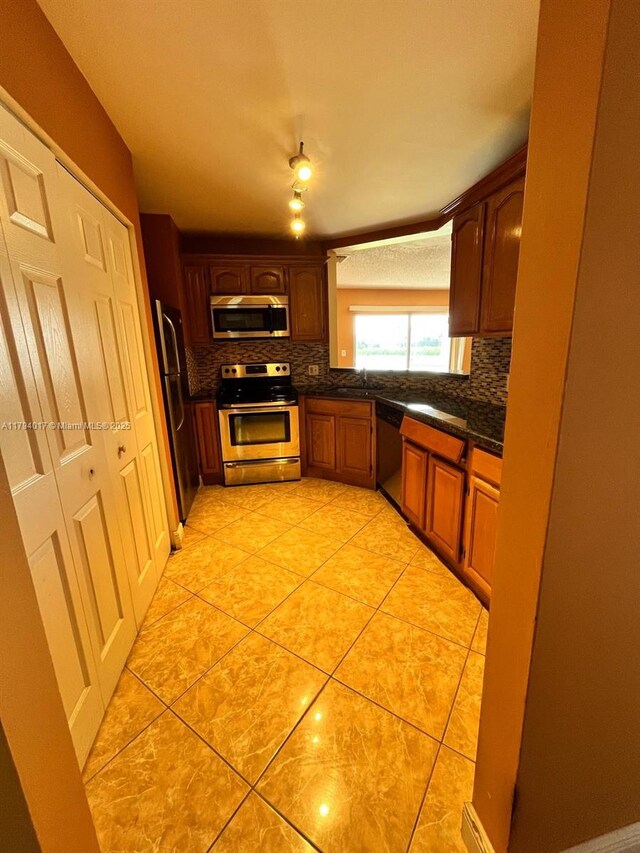 3449 NW 44th St Unit 103, Oakland Park, FL 33309 - photo 12
