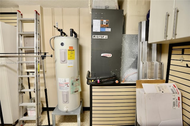 1583 Presidio Dr, Weston, FL 33327 - utilities with electric water heater