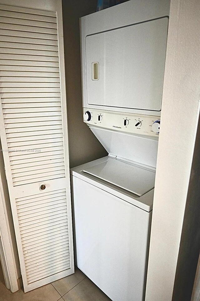 1581 Brickell Ave Unit 1807, Miami, FL 33129 - game room with recessed lighting, a drop ceiling, and wood finished floors