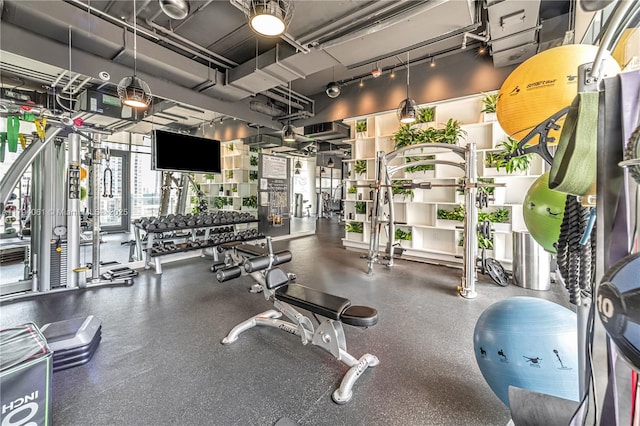 45 SW 9th St Unit 1204, Miami, FL 33130 - view of gym