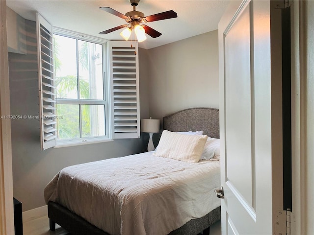 450 N Federal Hwy Unit 102, Boynton Beach, FL 33435 - bedroom featuring ceiling fan