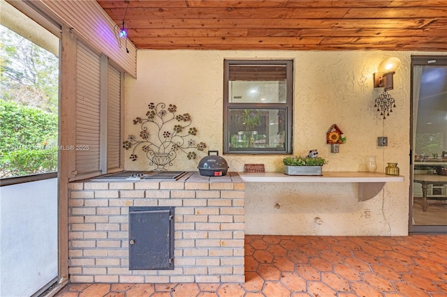 8097 Royal Palm Cir, Tamarac, FL 33321 - view of patio / terrace