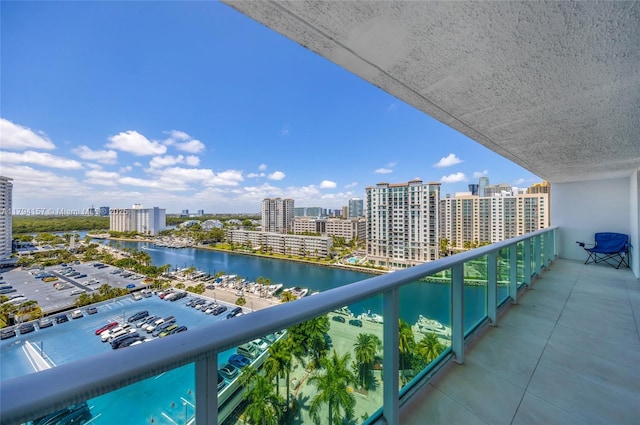 100 Bayview Dr Unit 1403, Sunny Isles Beach, FL 33160 - photo 8
