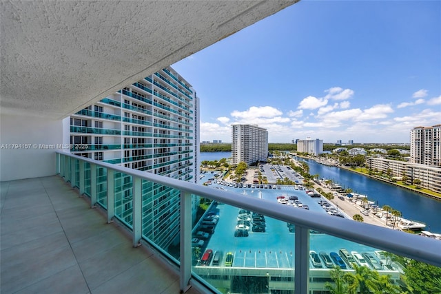 100 Bayview Dr Unit 1403, Sunny Isles Beach, FL 33160 - photo 9