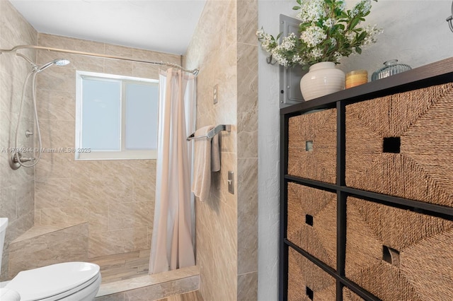 1531 NE 32nd St, Pompano Beach, FL 33064 - bathroom with toilet and a stall shower
