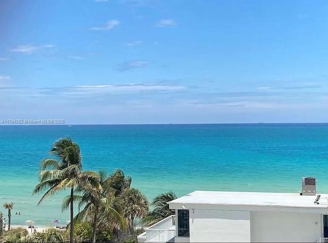 5401 Collins Ave Unit 411, Miami Beach, FL 33140 - property view of water