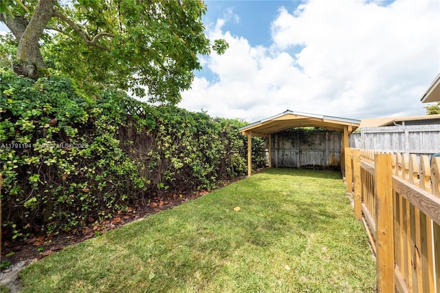 view of yard featuring a fenced backyard