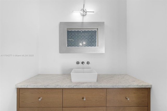 712 NE 72nd St, Miami, FL 33138 - details with vanity