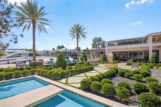 600 Isle Of Palms Dr, Fort Lauderdale, FL 33301 - view of pool