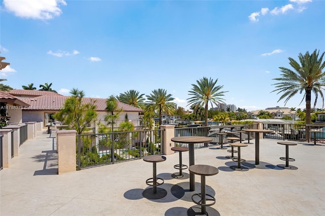 600 Isle Of Palms Dr, Fort Lauderdale, FL 33301 - view of community featuring a residential view
