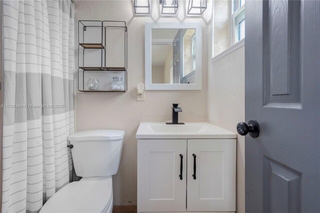 6501 Scott St, Hollywood, FL 33024 - bathroom with vanity and toilet