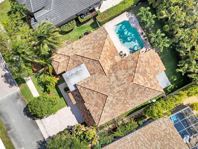 4123 W Lake Estates Dr, Davie, FL 33328 - view from above of property featuring a pool area