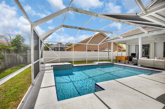 7649 Briar Cliff Cir, Lake Worth, FL 33467 - view of pool featuring a patio, a fenced backyard, an outdoor hangout area, and glass enclosure