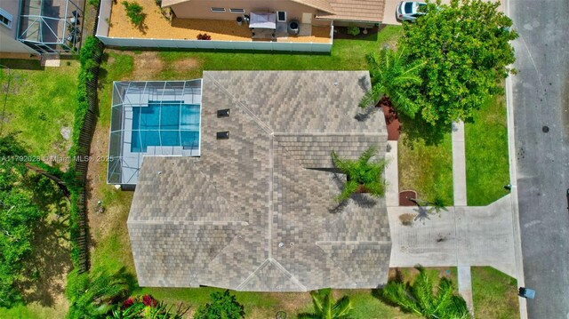 7649 Briar Cliff Cir, Lake Worth, FL 33467 - view from above of property featuring a pool area